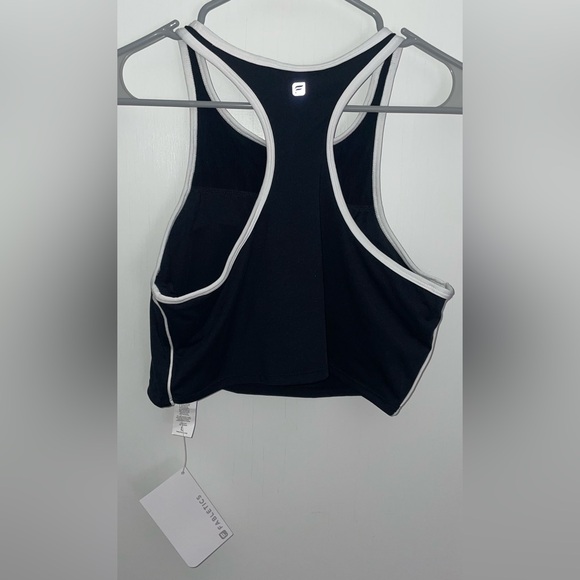NWT - Fabletics Black and White Moorea Padded Bra Top - Size: L - Picture 3 of 3